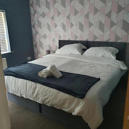 Double Bedroom 96Glc Greater Manchester Middleton  Eksteriør bilde